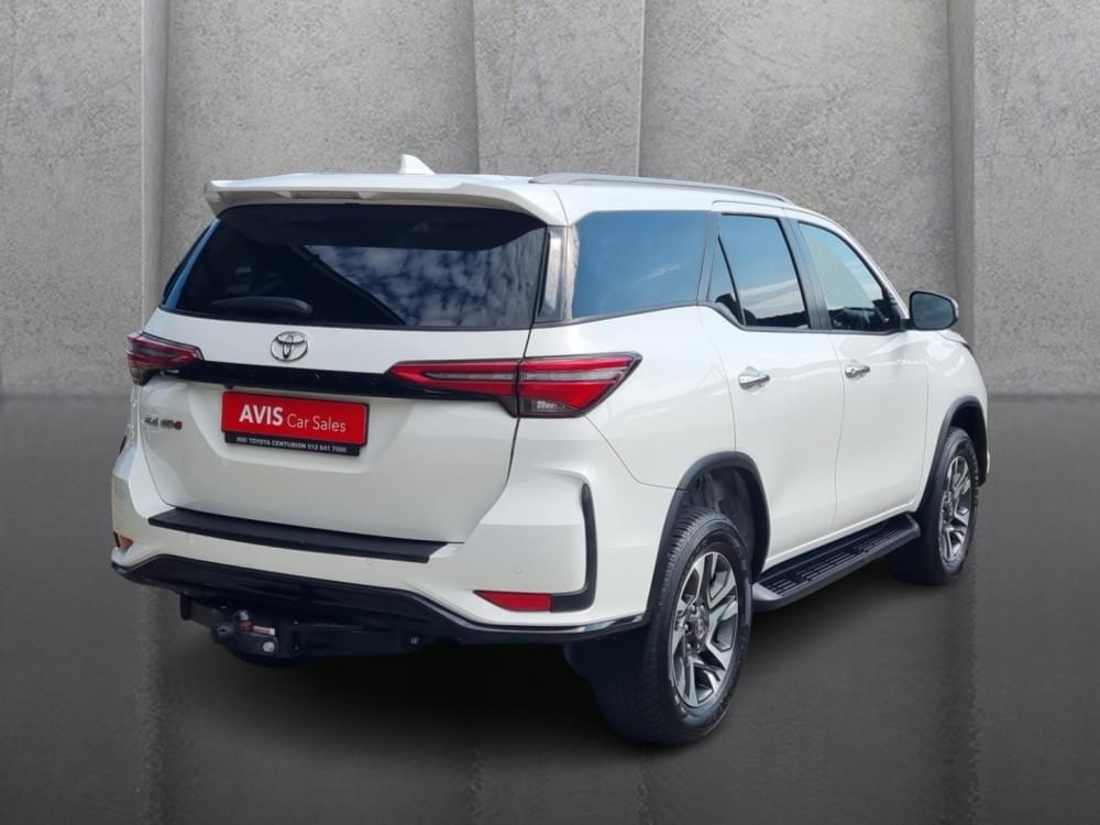 Toyota Fortuner 2.4 Gd-6 Rb 6At