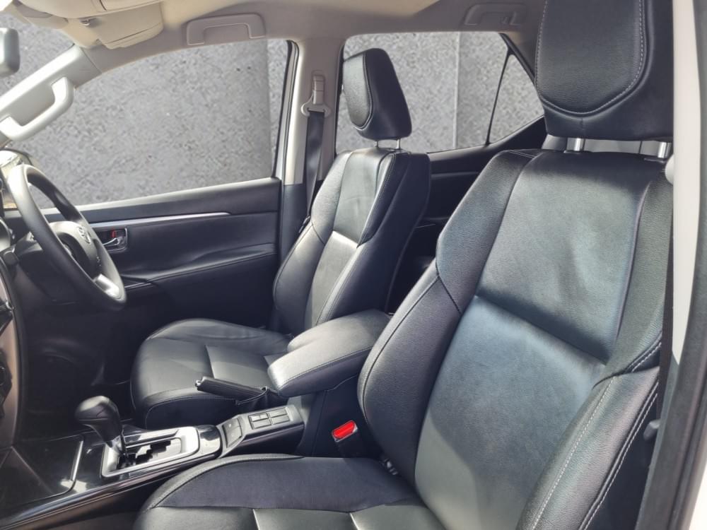 Toyota Fortuner 2.4 Gd-6 Rb At