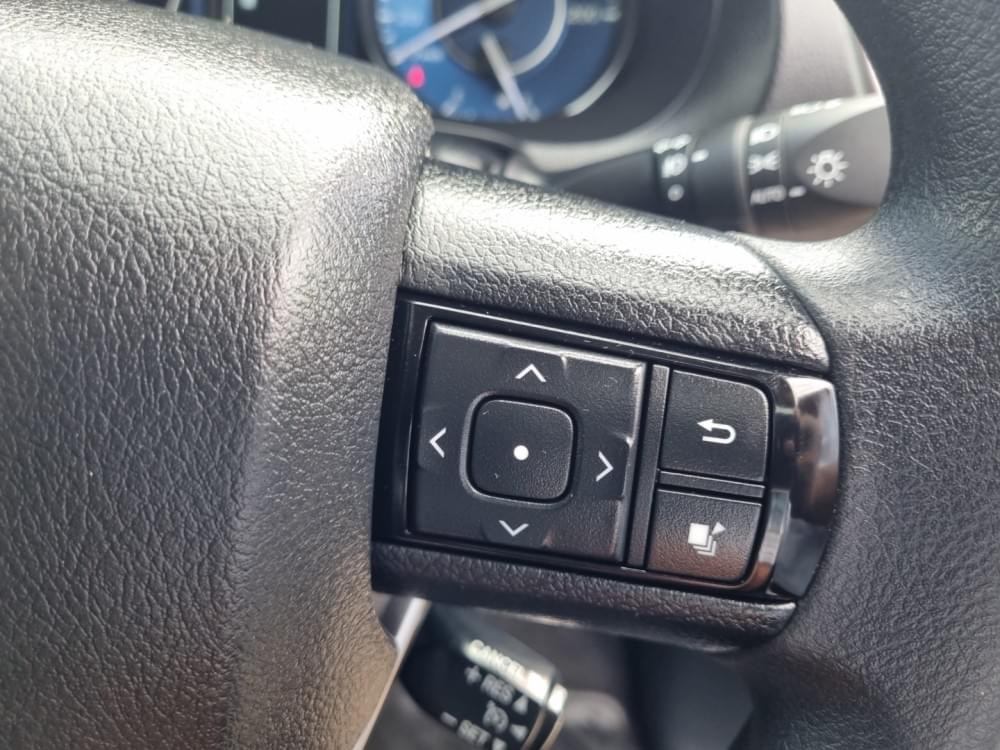 Toyota Fortuner 2.4 Gd-6 Rb At