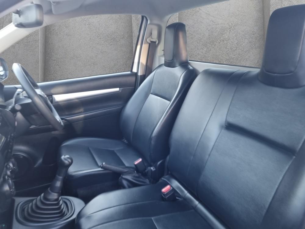 Toyota Hilux 2.4 Gd S Ac