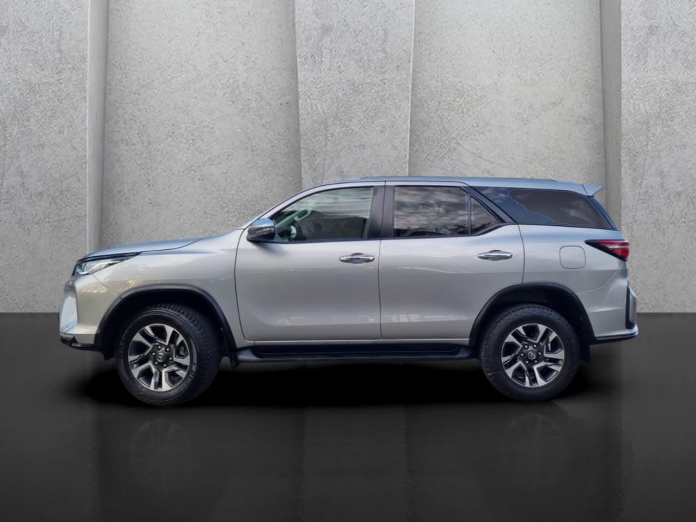 Toyota Fortuner 2.4 Gd-6 4X4 At