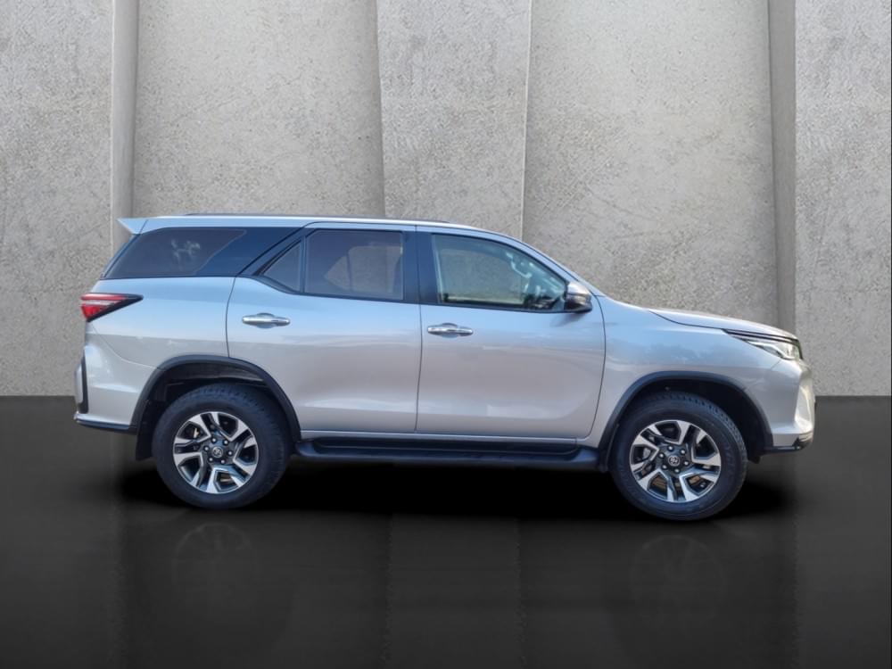 Toyota Fortuner 2.4 Gd-6 4X4 At