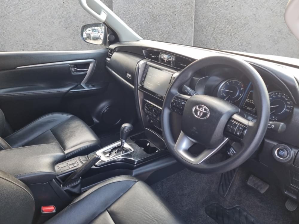 Toyota Fortuner 2.4 Gd-6 4X4 At