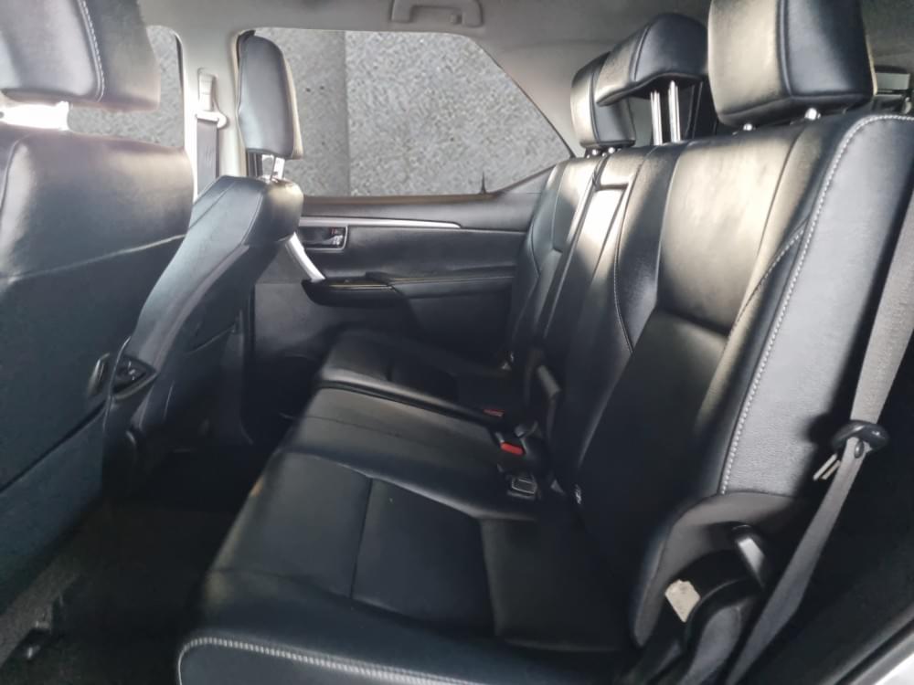 Toyota Fortuner 2.4 Gd-6 4X4 At