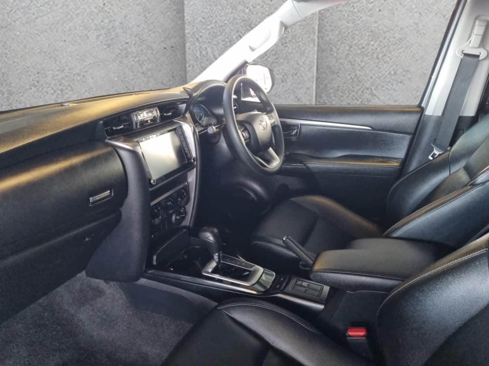 Toyota Fortuner 2.4 Gd-6 4X4 At