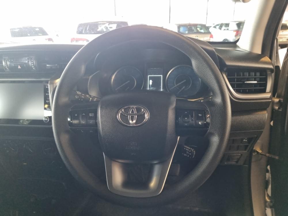 Toyota Fortuner 2.4 Gd-6 4X4 At