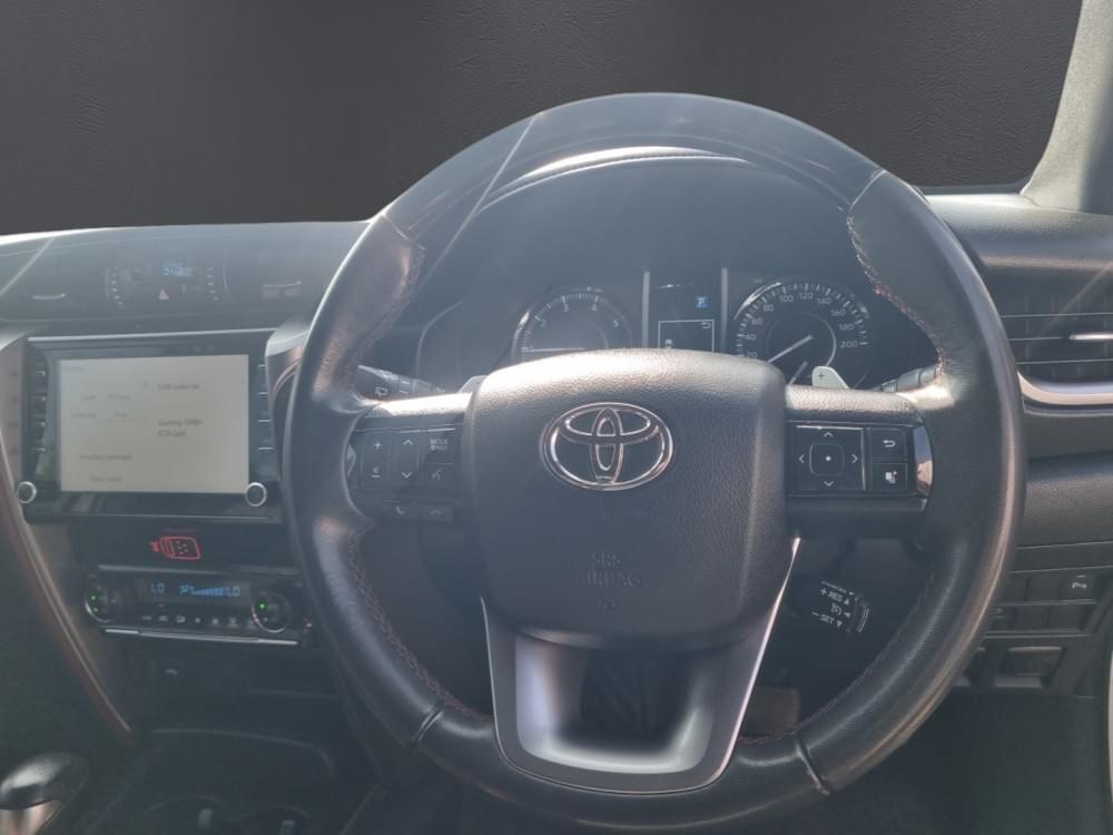 Toyota Fortuner 2.8 Gd-6 Rb At