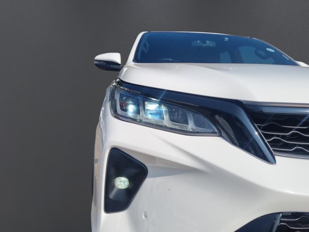 Toyota N/A 2.8 Gd-6 Rb At