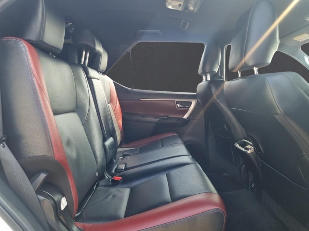 Toyota N/A 2.8 Gd-6 Rb At