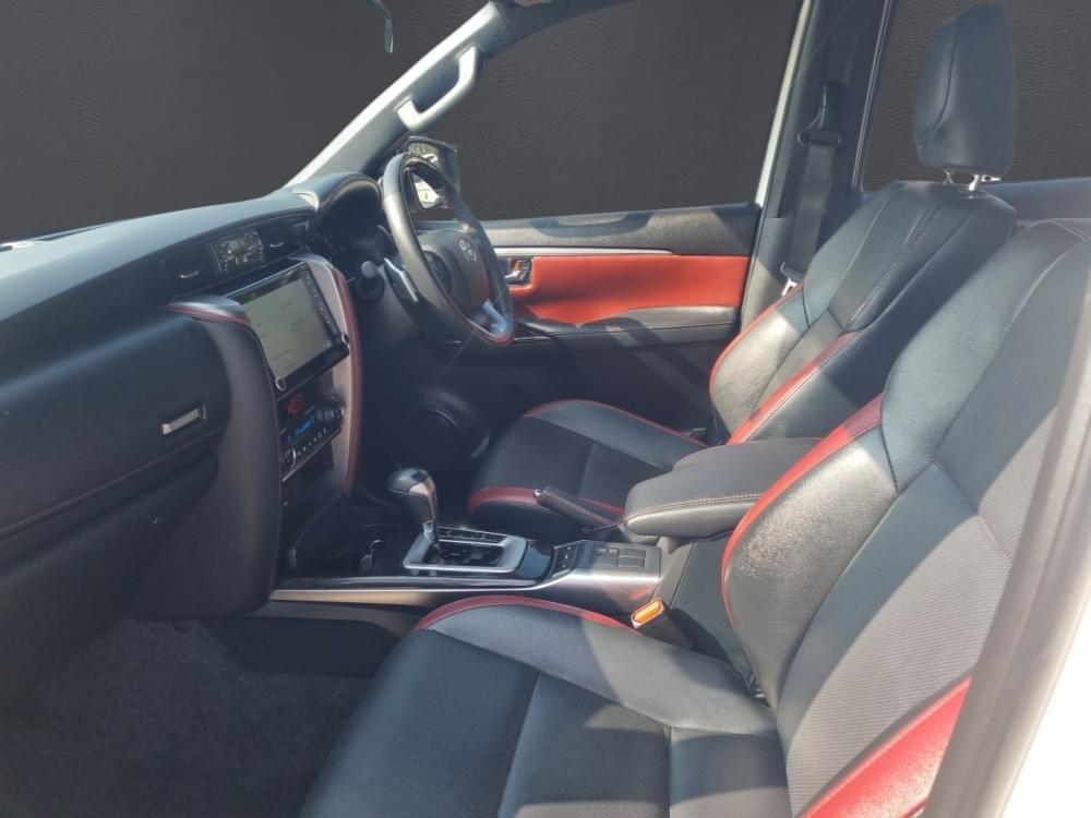 Toyota N/A 2.8 Gd-6 Rb At