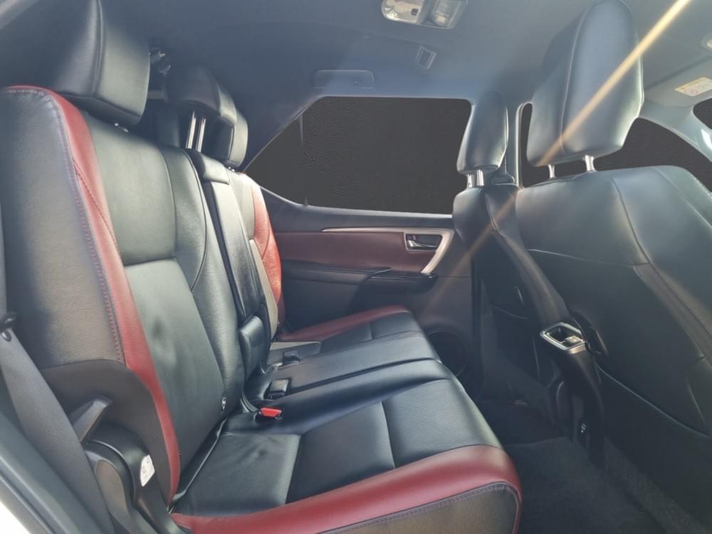 Toyota Fortuner 2.8 Gd-6 Rb At