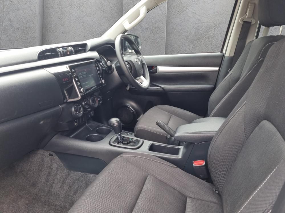 Toyota Hilux 2.4 Raider X 4X4 At
