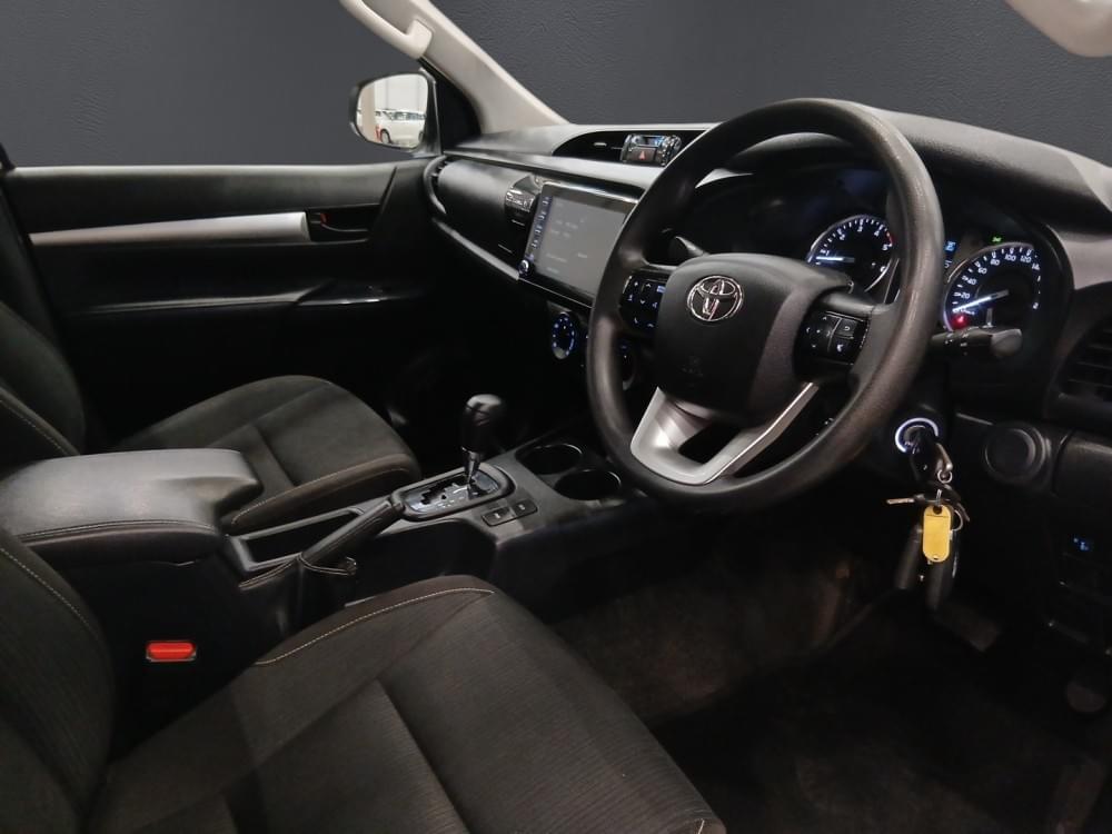 Toyota Hilux 2.4 Gd-6 Raider 4X4 At D Cab