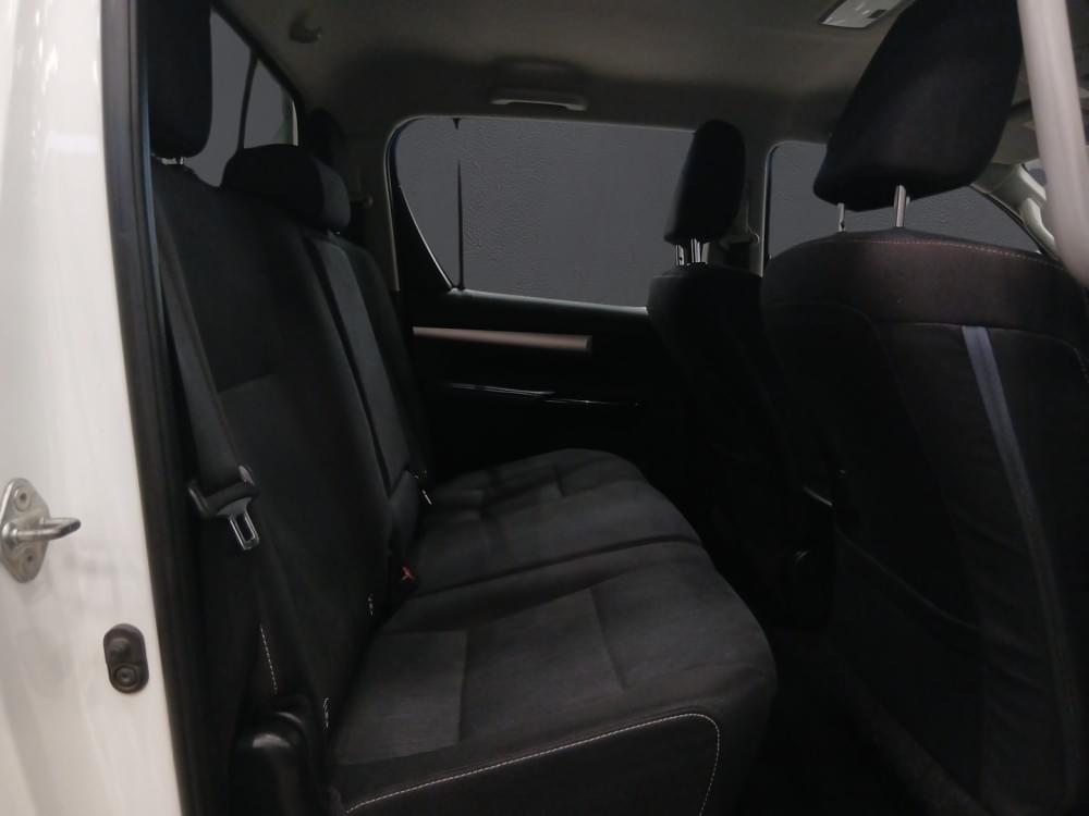 Toyota Hilux 2.4 Gd-6 Raider 4X4 At D Cab