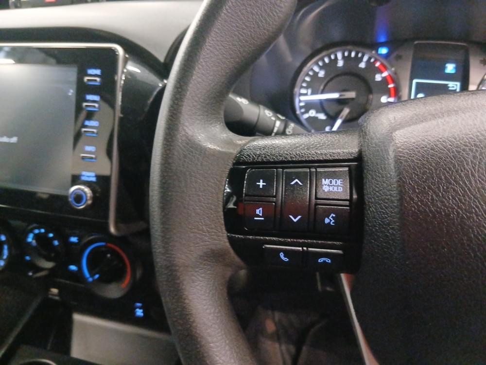 Toyota Hilux 2.4 Gd-6 Raider 4X4 At D Cab