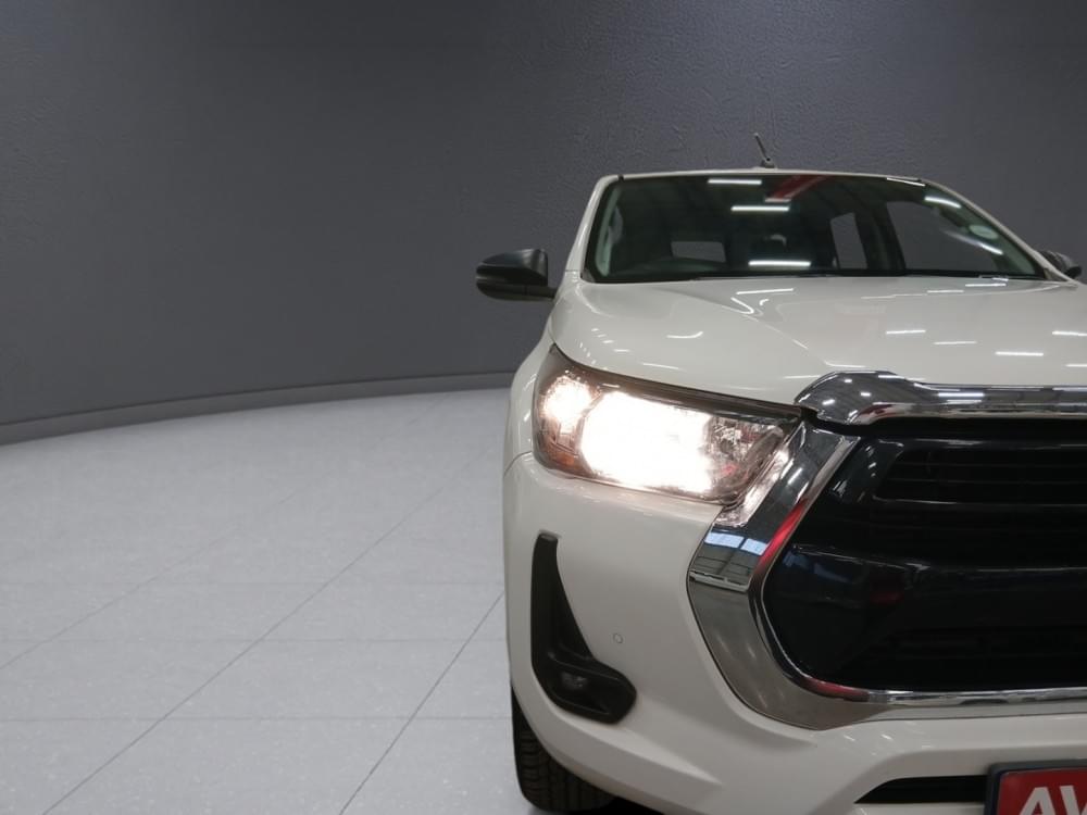 Toyota Hilux 2.4 Gd-6 Raider 4X4 At D Cab