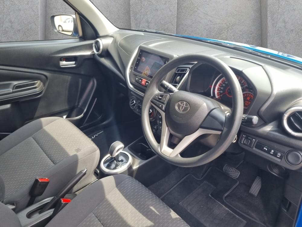 Toyota Vitz 1.0 Xr Amt