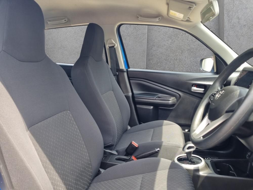 Toyota Vitz 1.0 Xr Amt