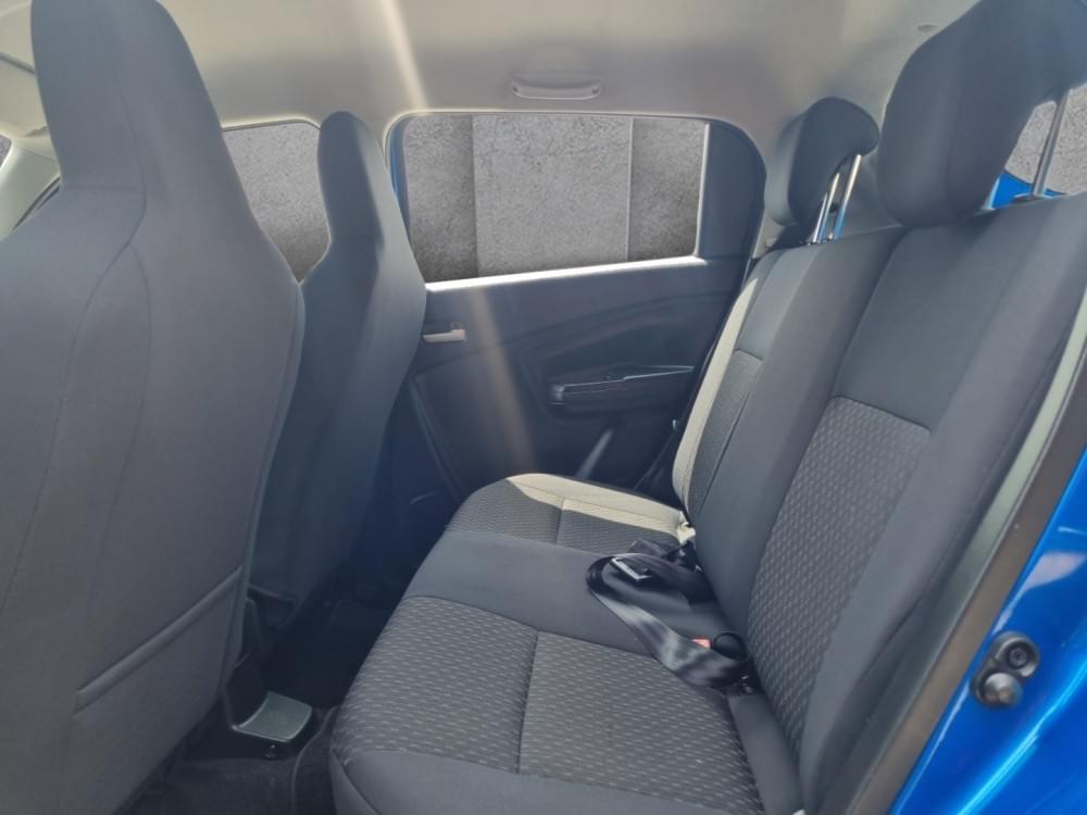 Toyota Vitz 1.0 Xr Amt