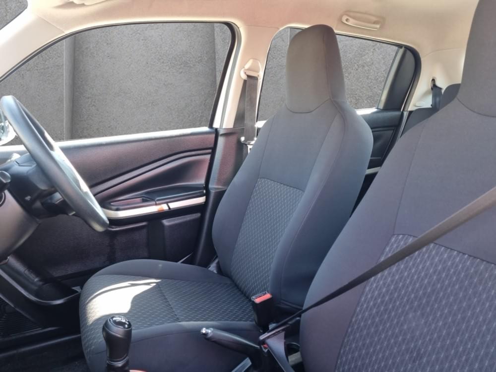 Toyota Vitz 1.0 Xr X-Cite