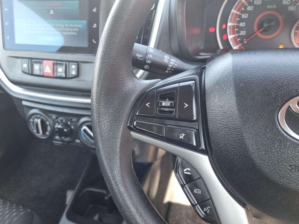 Toyota Vitz 1.0 Xr X-Cite