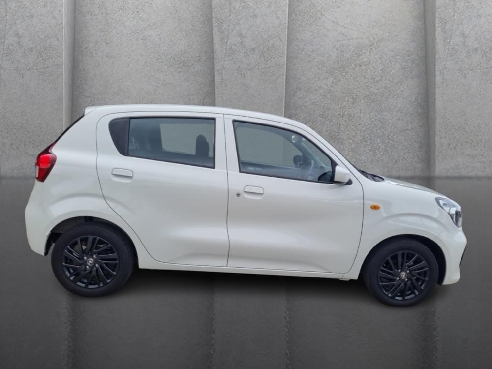 Toyota Vitz 1.0 Xr Amt