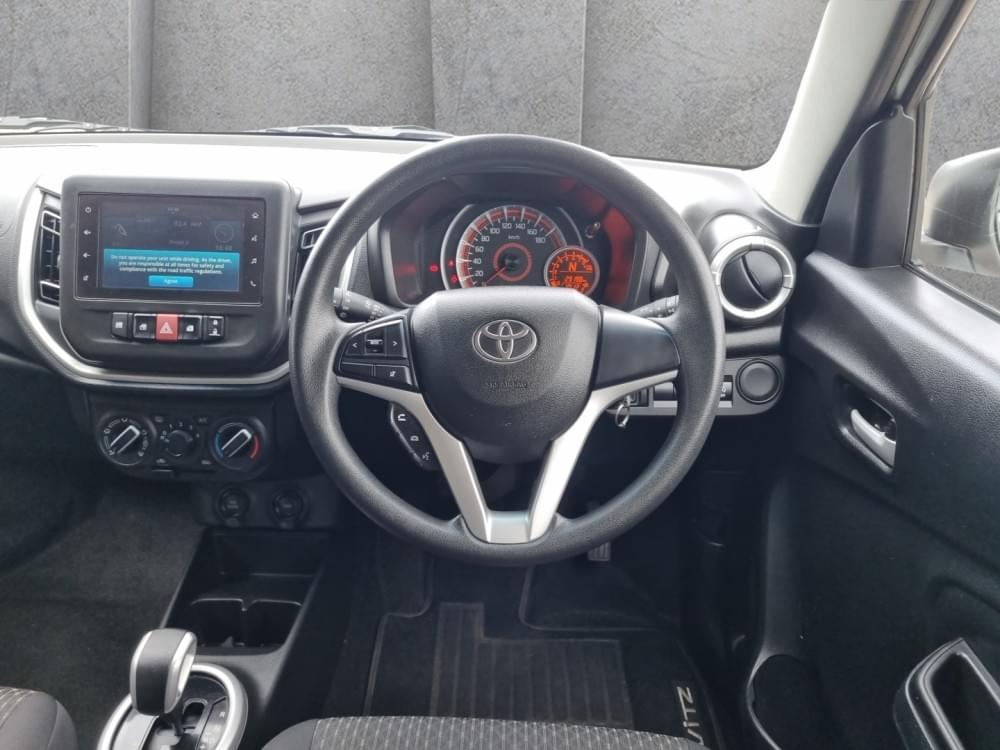 Toyota Vitz 1.0 Xr Amt