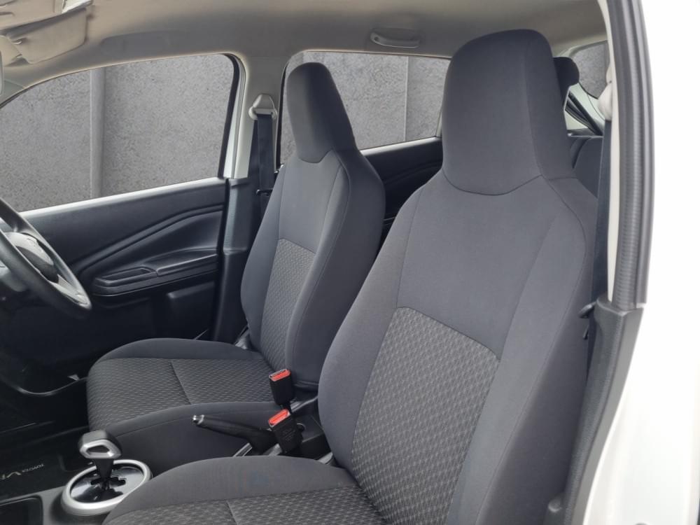 Toyota Vitz 1.0 Xr Amt