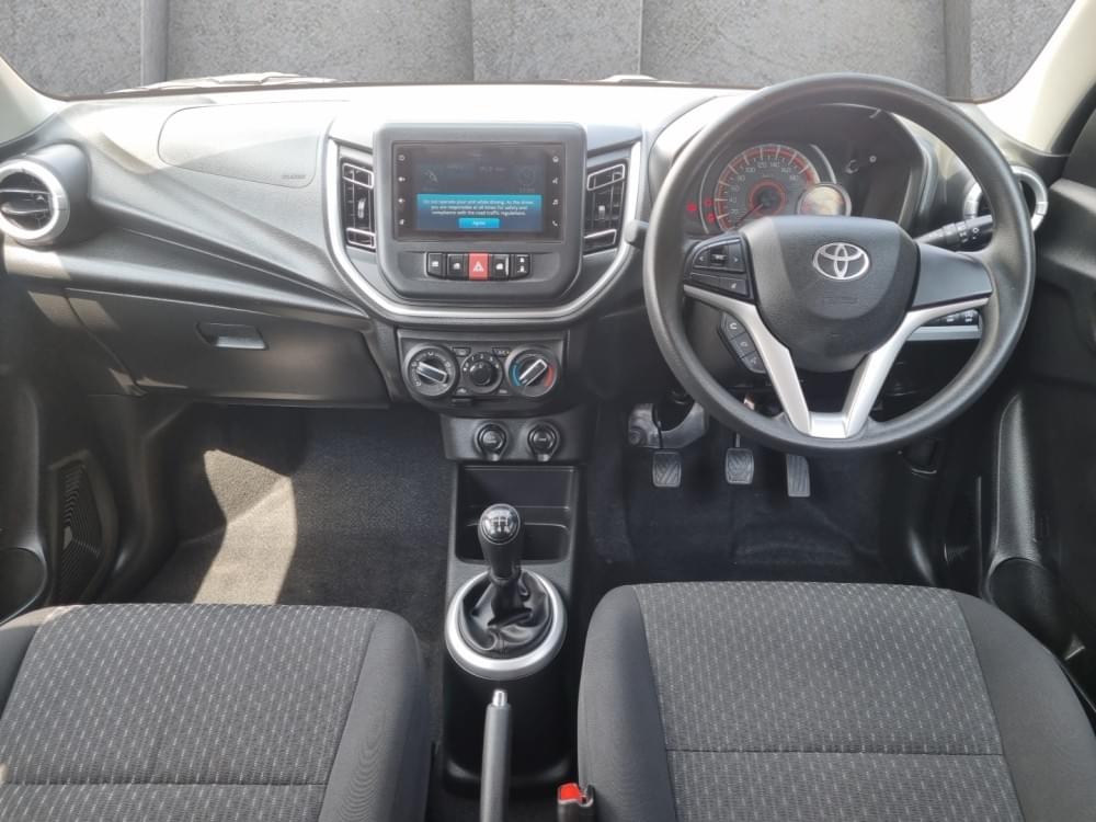 Toyota Vitz 1.0 Xr