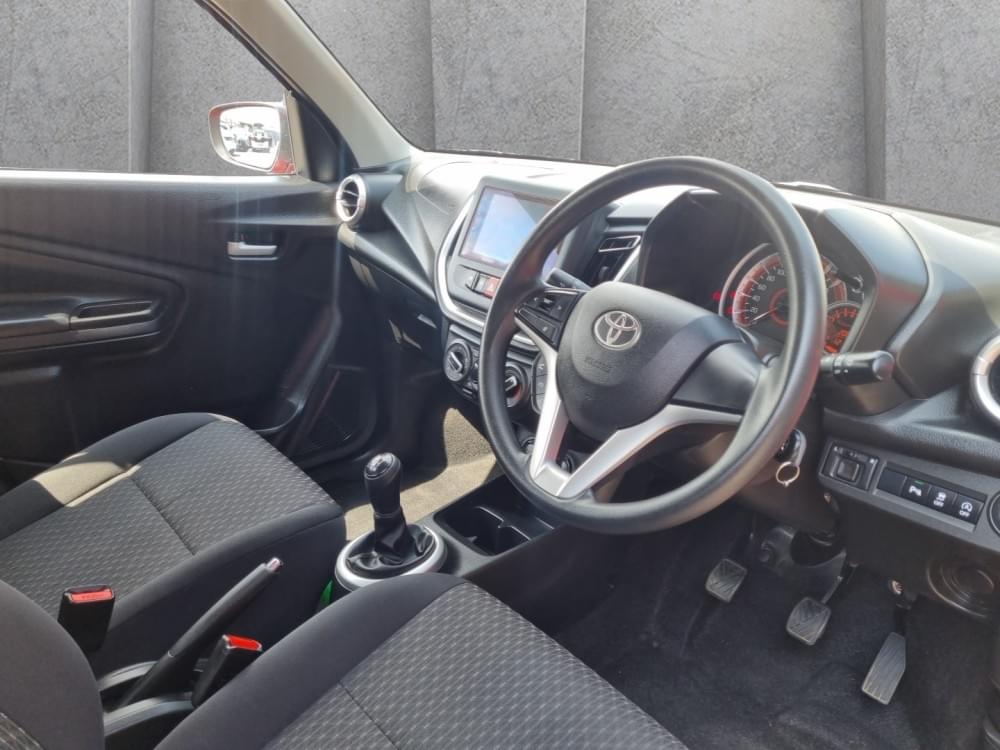 Toyota Vitz 1.0 Xr