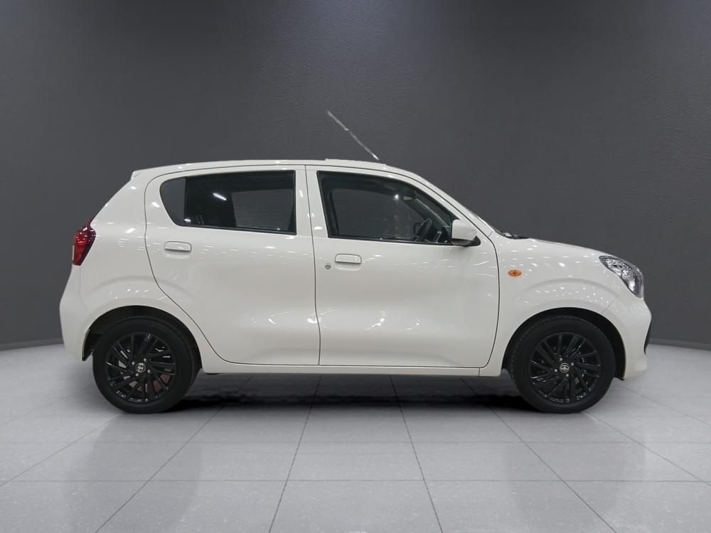 Toyota Vitz 1.0 Xr Amt