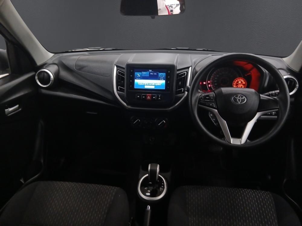 Toyota Vitz 1.0 Xr Amt