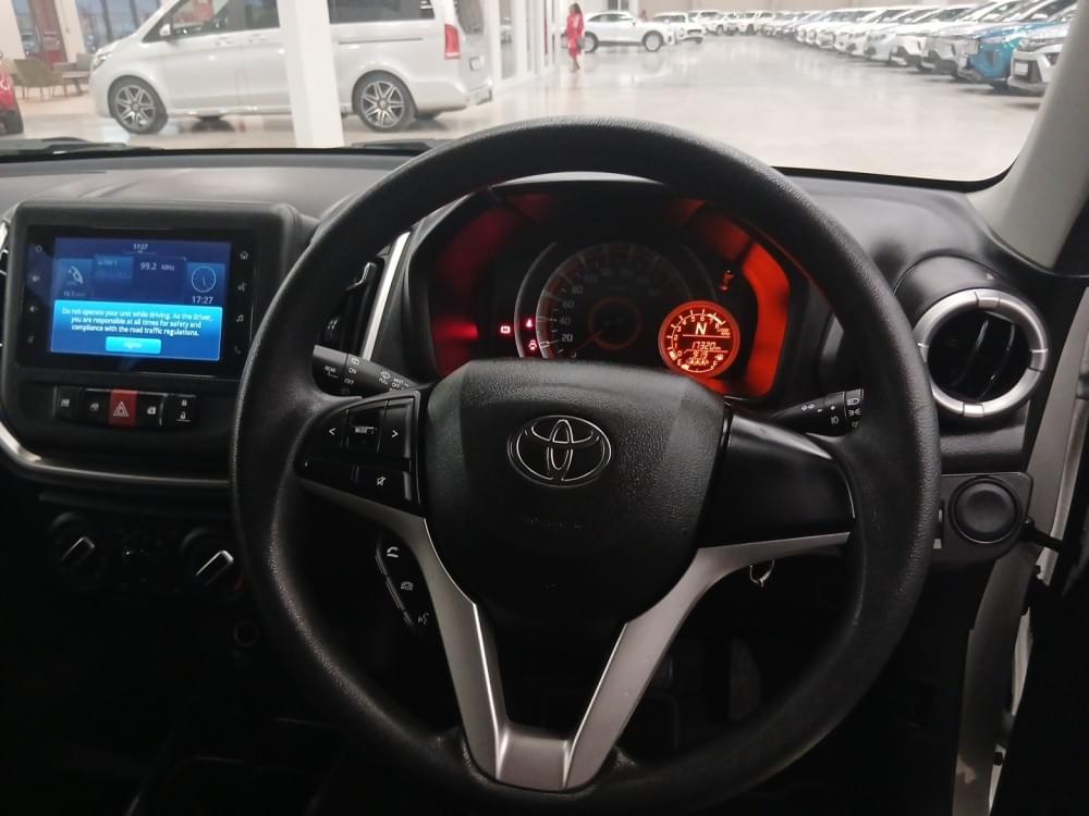Toyota Vitz 1.0 Xr Amt