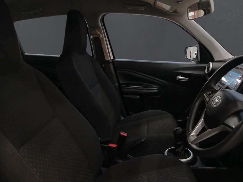 Toyota Vitz 1.0 Xr