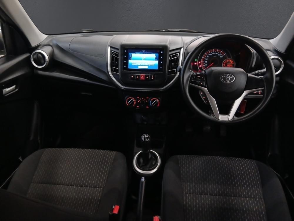 Toyota Vitz 1.0 Xr