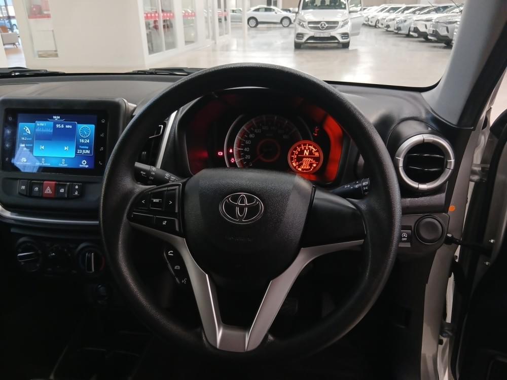 Toyota Vitz 1.0 Xr Amt