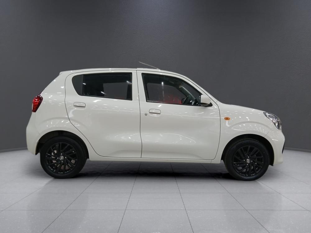 Toyota Vitz 1.0 Xr