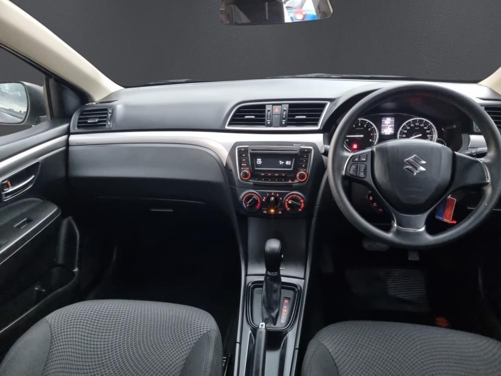 Suzuki N/A 1.5 Gl At