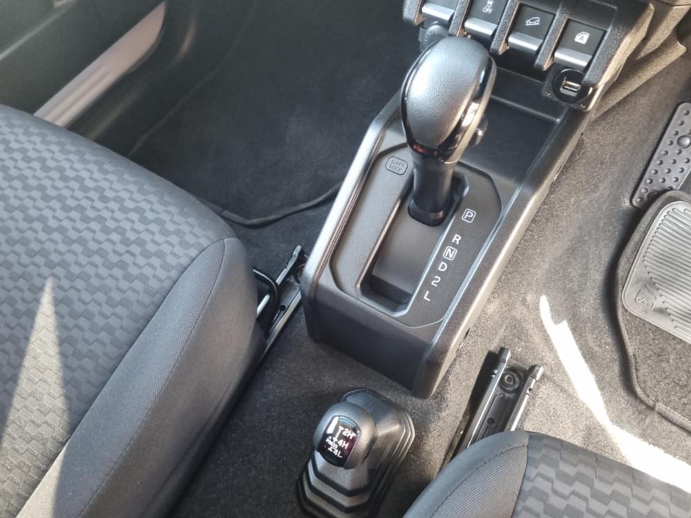 Suzuki Jimny 1.5 Glx At