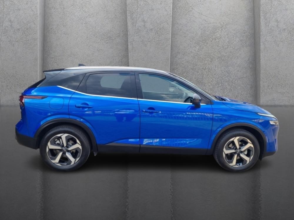 Nissan Qashqai 1.3T Acenta Xtronic 2-Tone