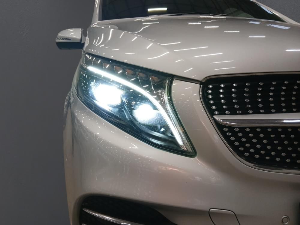 Mercedes Benz V-Class 300D Exclusive
