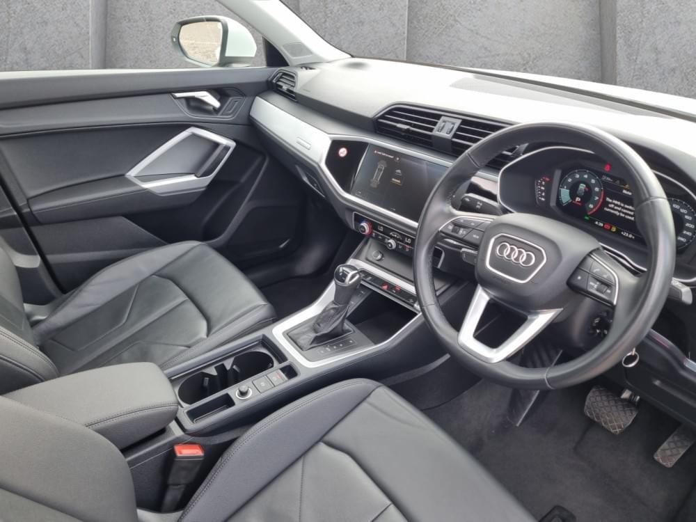 Audi Q3 35 Tfsi S Tronic