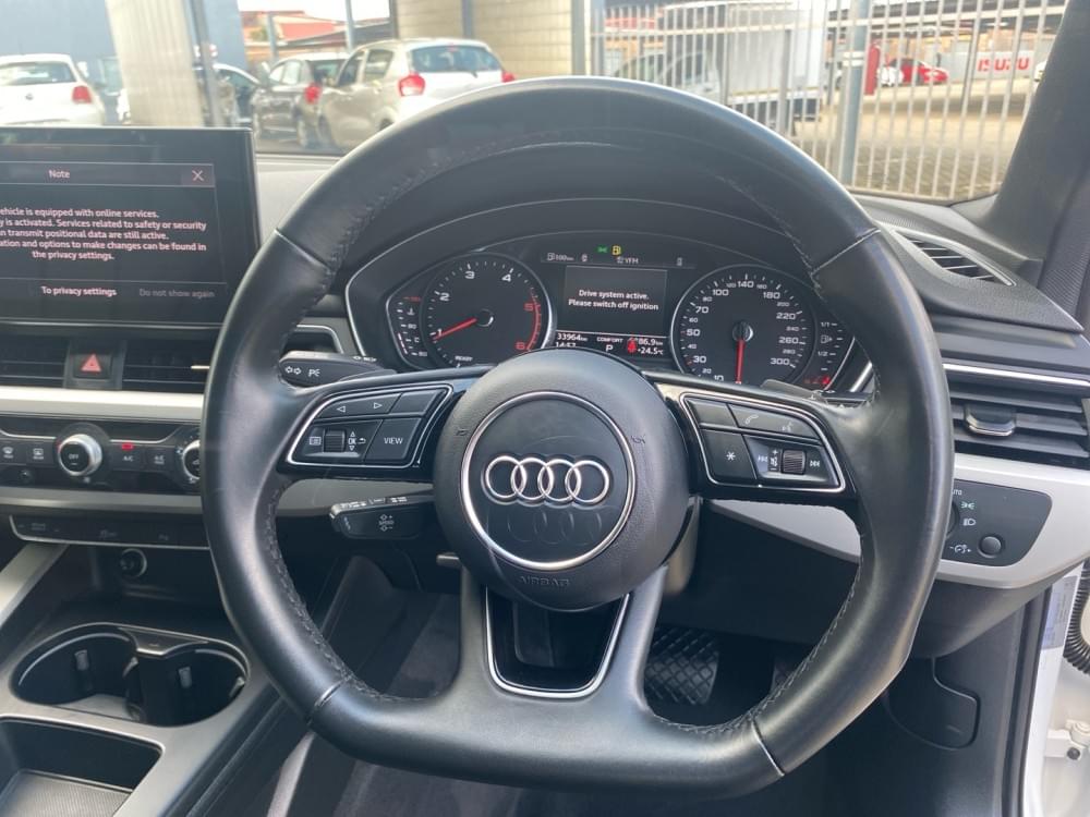 Audi A4 Sedan 35 Tdi S Tronic