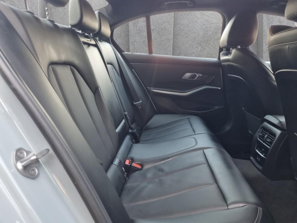 Bmw 3 Series Sedan 320I M Sport At