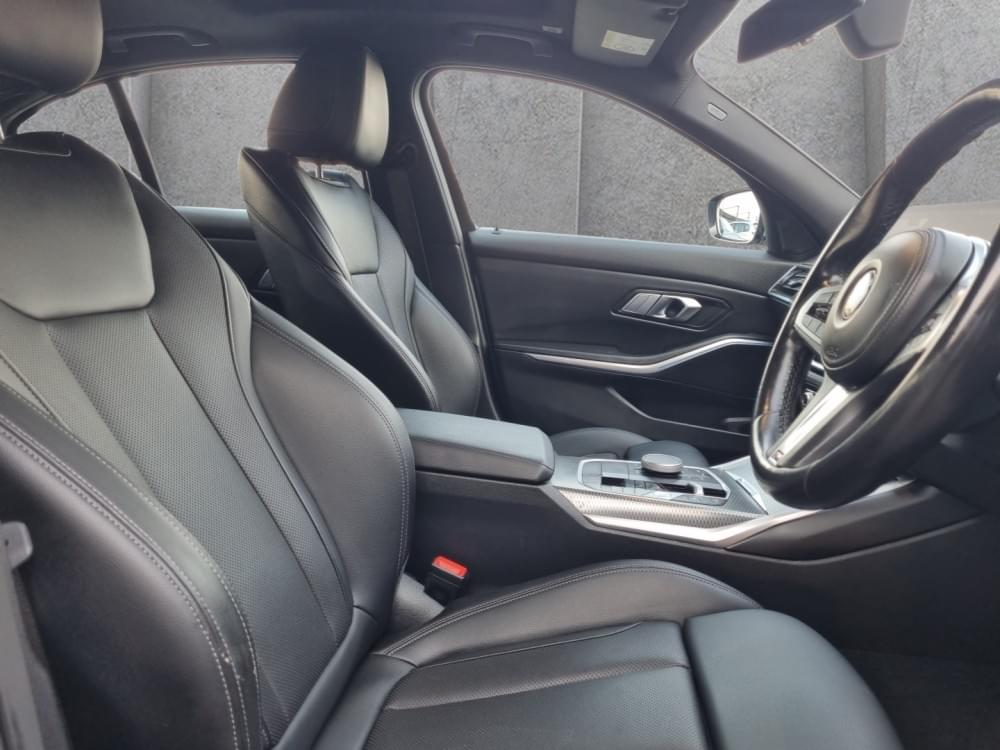 Bmw 3 Series Sedan 320I M Sport At