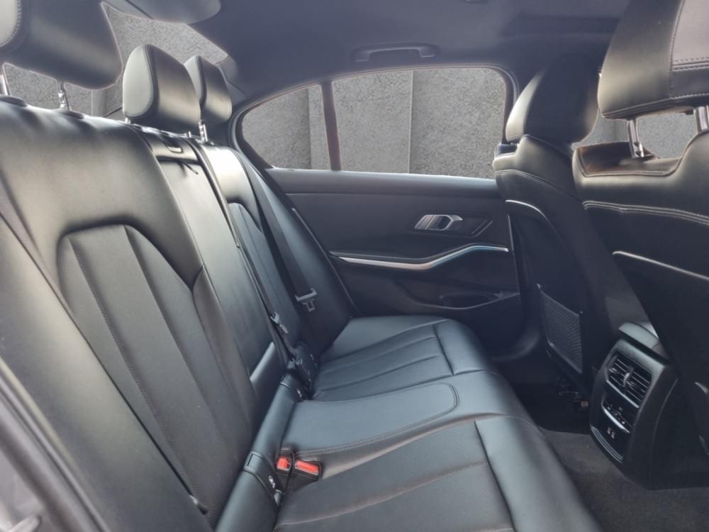 Bmw 3 Series Sedan 320I M Sport At