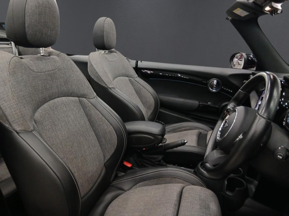 Mini Convertible Cooper Steptronic