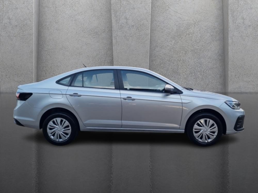 Volkswagen Polo Sedan 1.6 Base