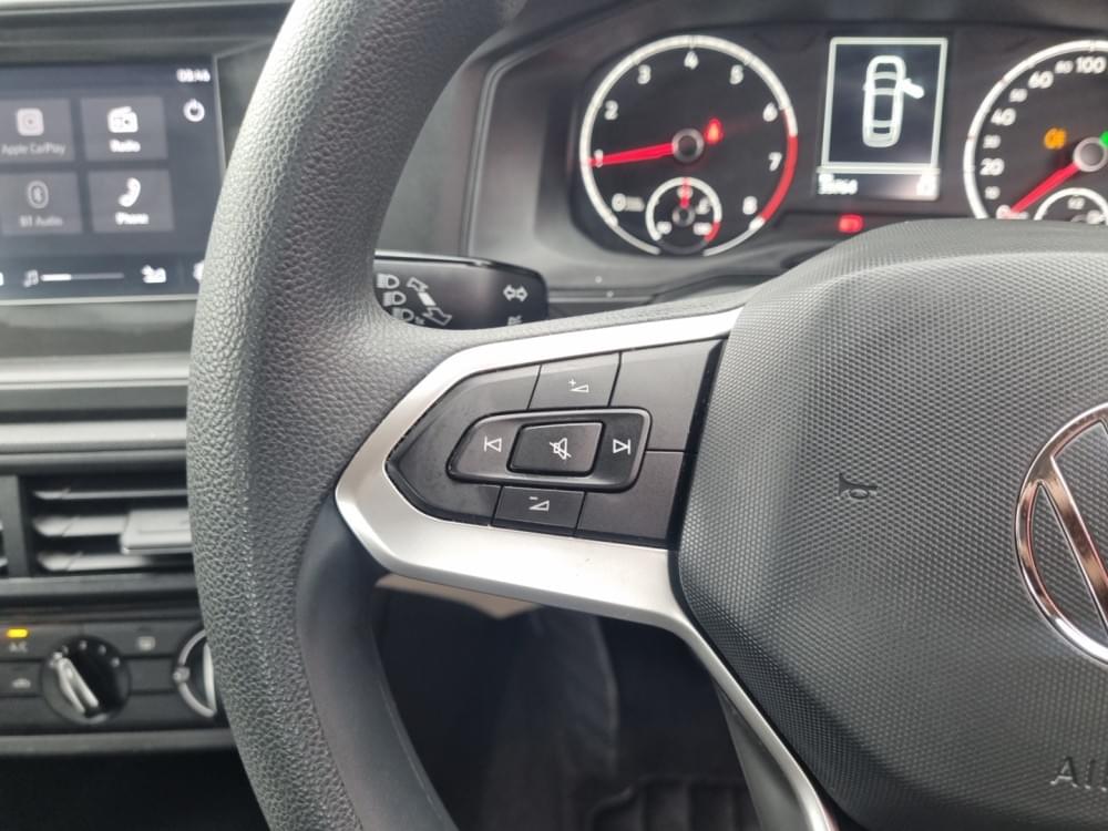Volkswagen Polo Sedan 1.6 Tiptronic