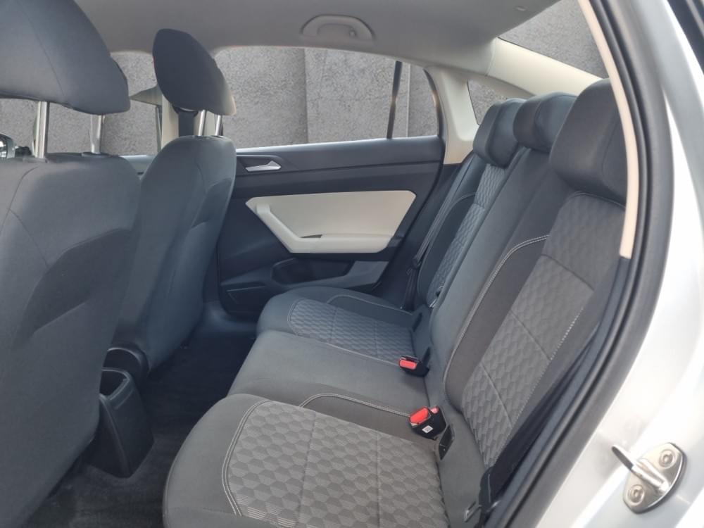 Volkswagen Polo Sedan 1.6 Base
